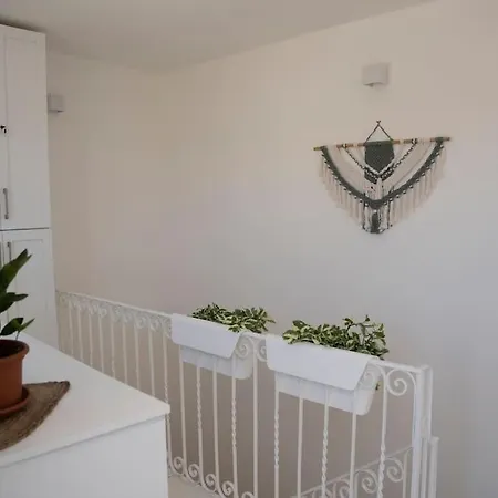 The Olive 3 - Traditional Maltese Holiday home Birgu